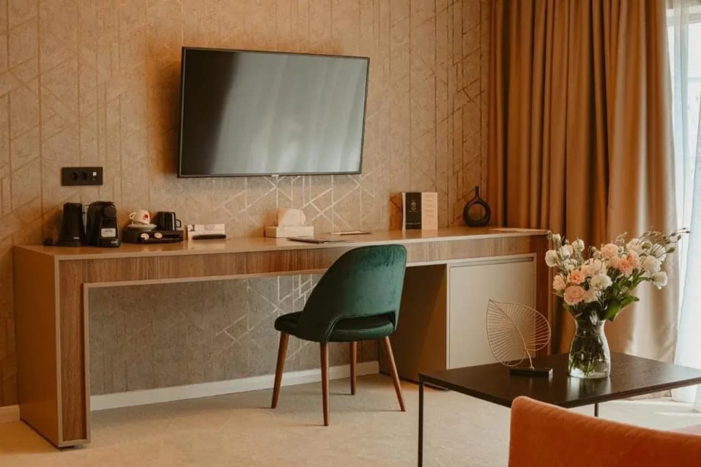 Stein Collection Hotel
