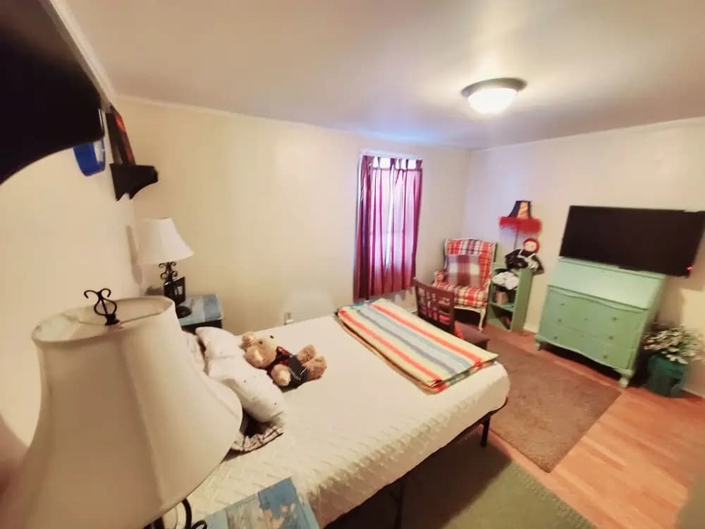 Room-plaid Room 3min From Yale Univ