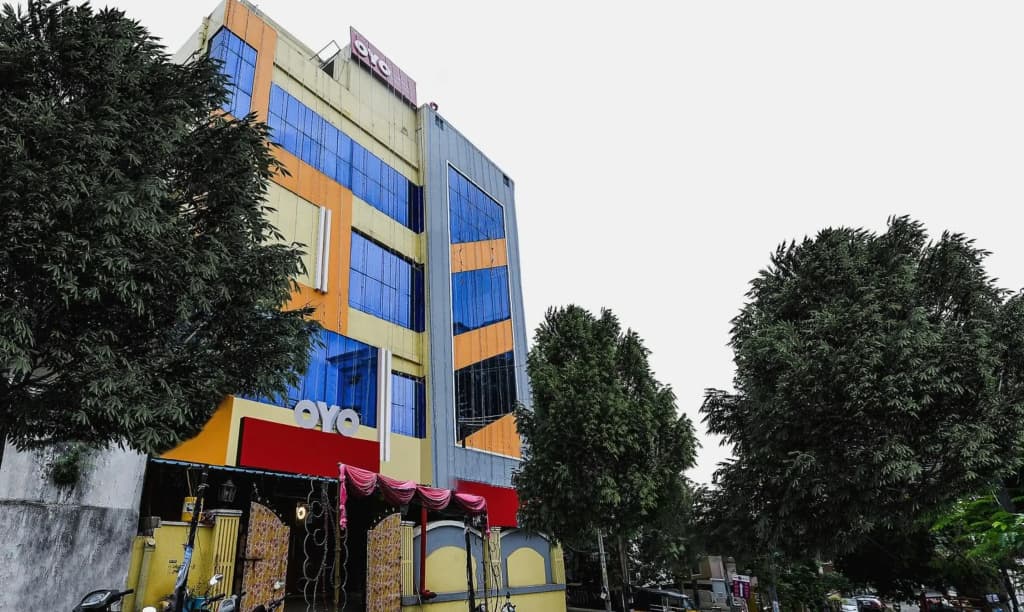 Sindhura Guest House by OYO Rooms