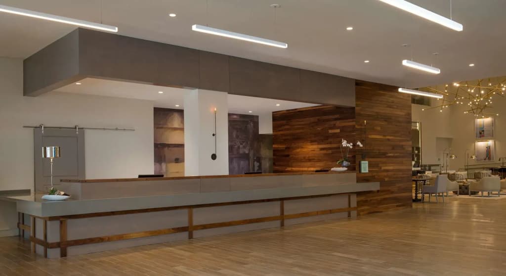 DoubleTree by Hilton Hotel Dallas – Love Field
