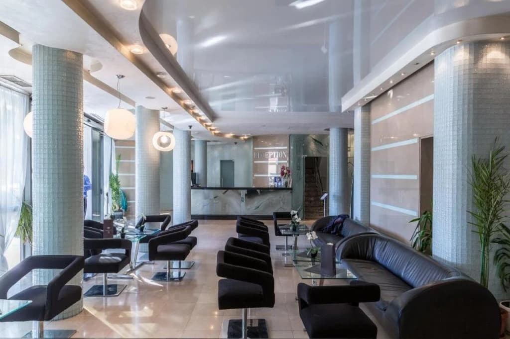 Cosmopolitan Hotel & Wellness