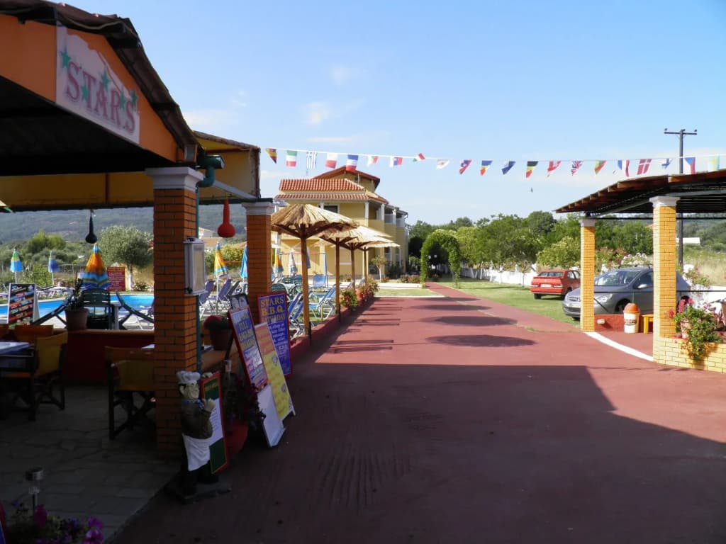 Photo 16