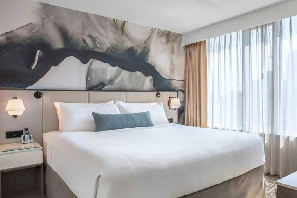 Delta Hotels by Marriott Vancouver Downtown Suites