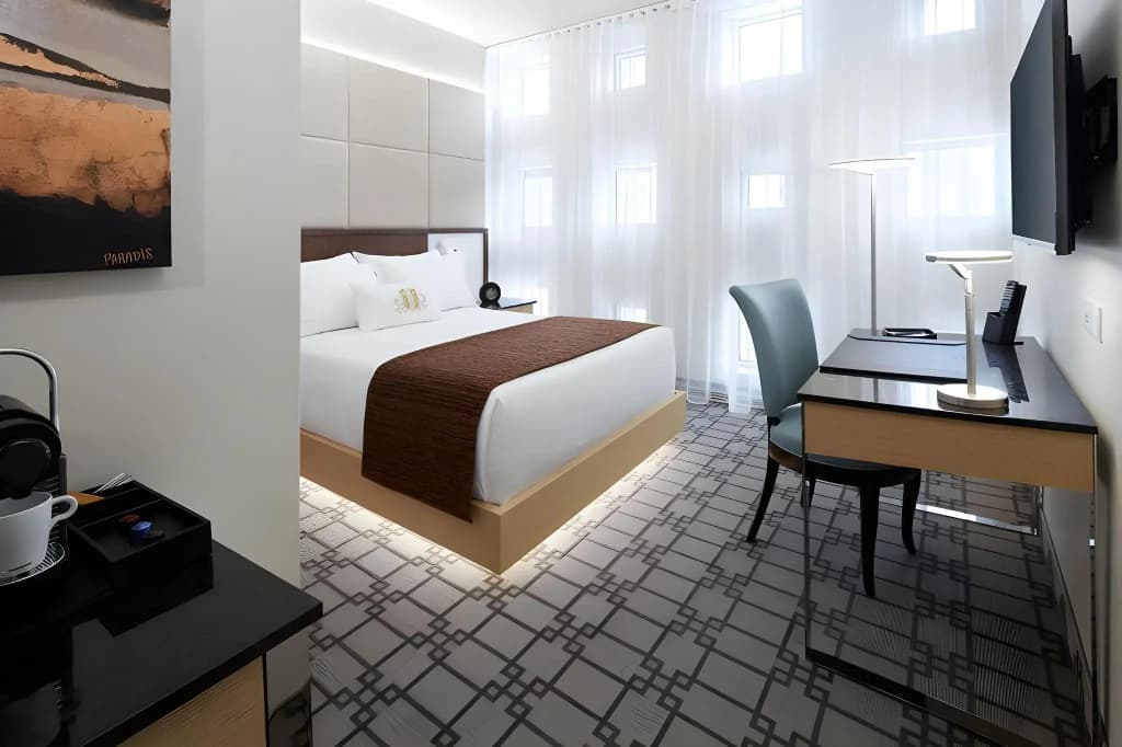 hotel