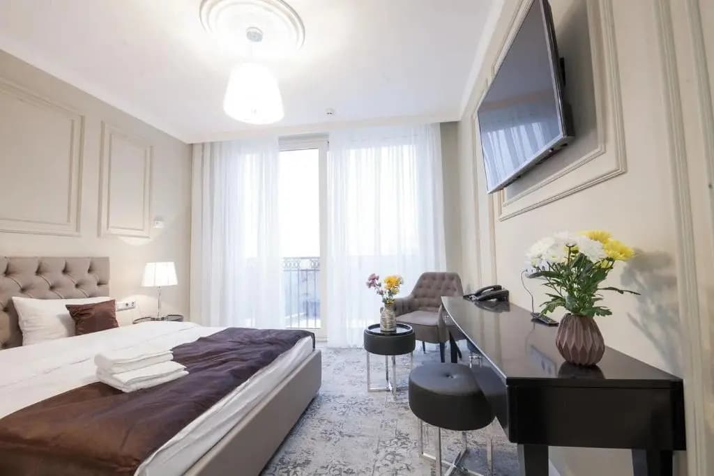 Time Hotel