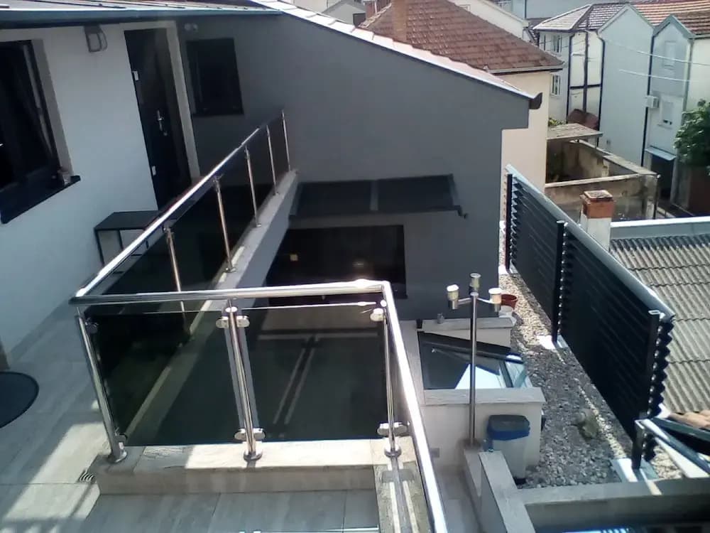 Photo 12