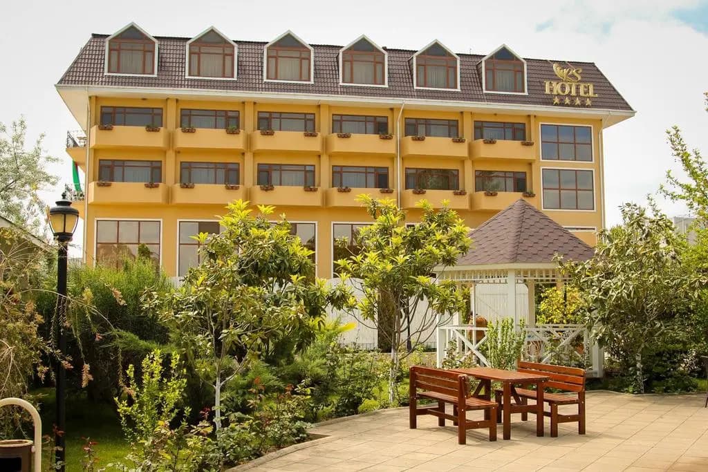 River Side Hotel