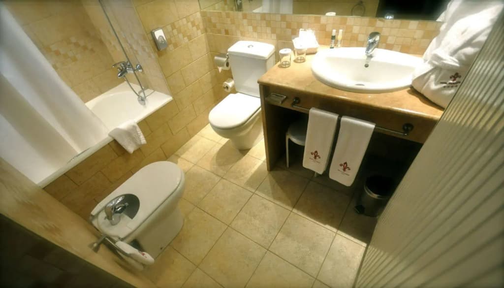 Photo 10