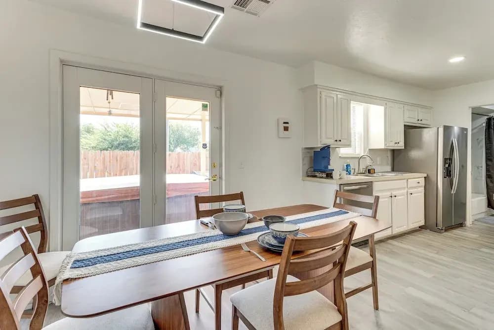 South OKC Home w/ Game Room: 18 Mi to OU Campus!