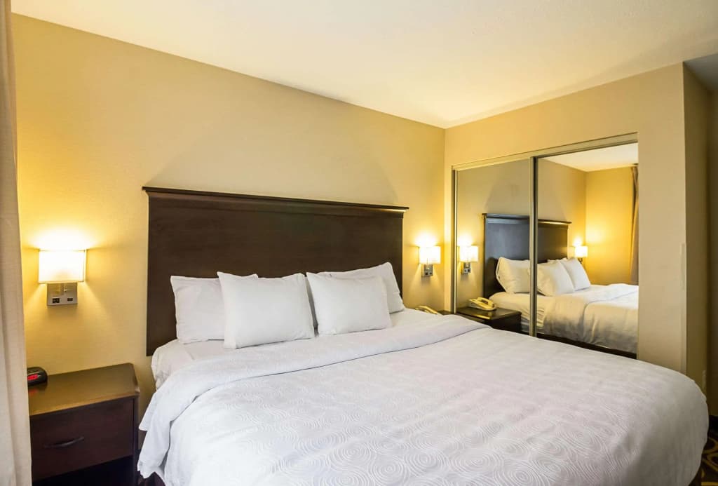 MainStay Suites Fargo - I-94 Medical Center