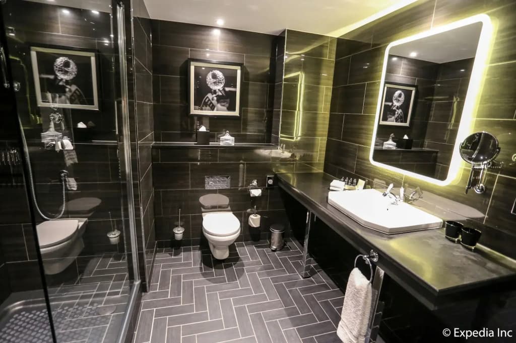 Photo 9