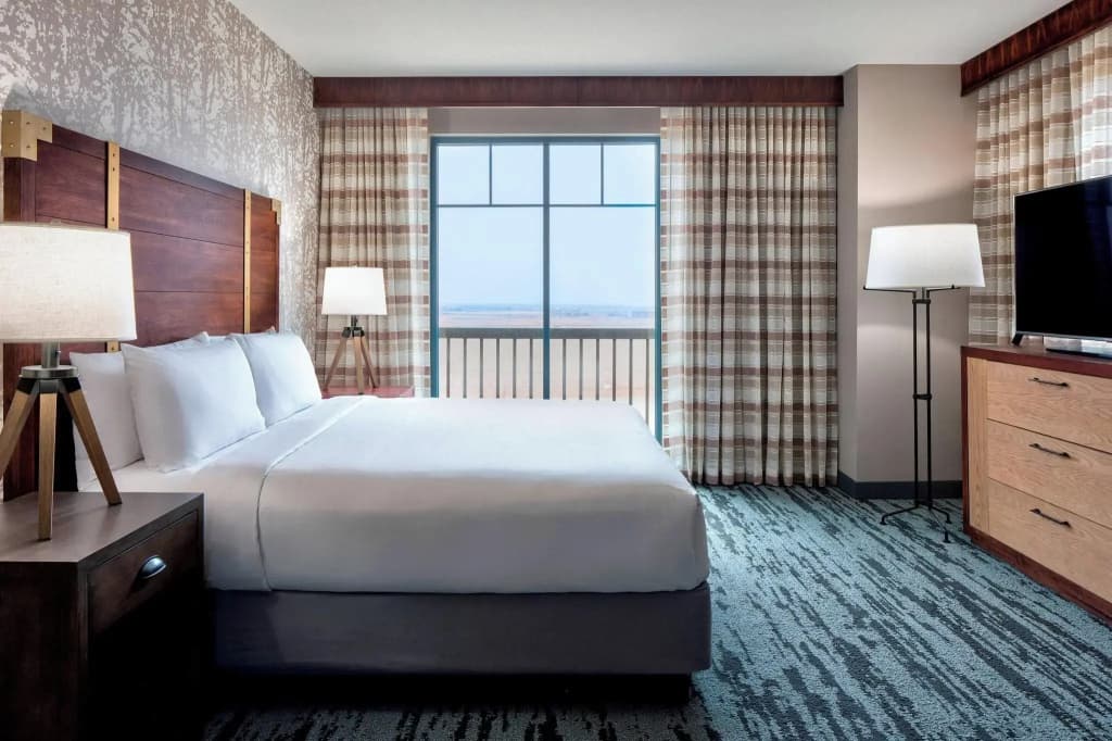 Gaylord Rockies Resort & Convention Center