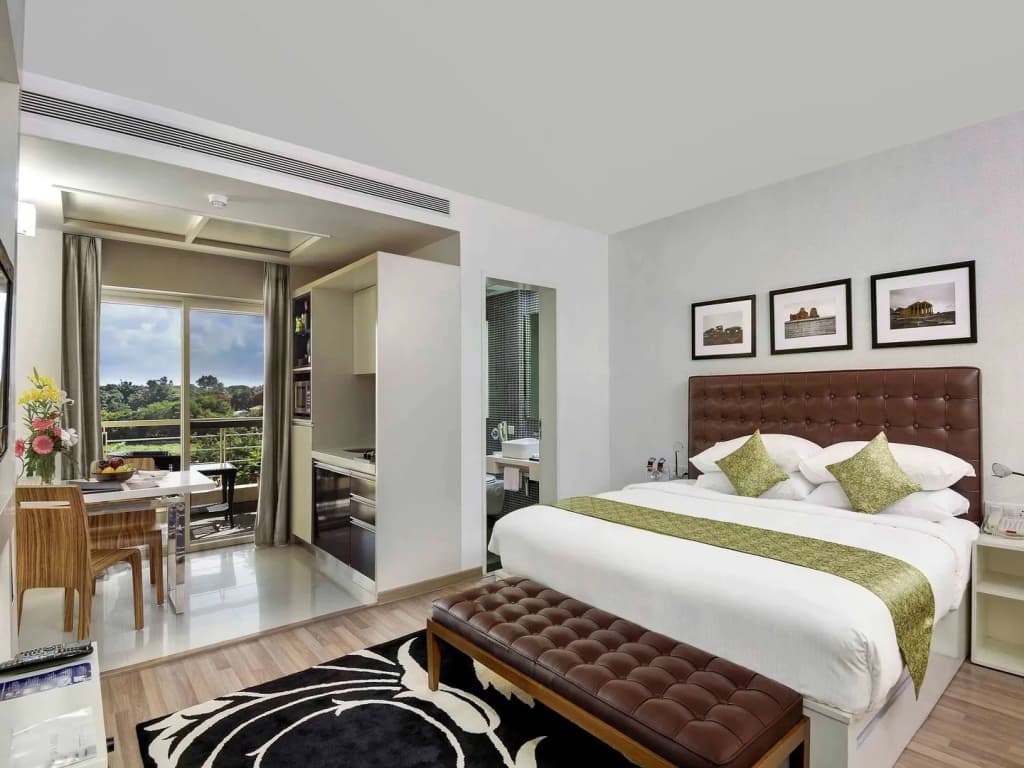 Grand Mercure Vadodara Surya Palace Hotel