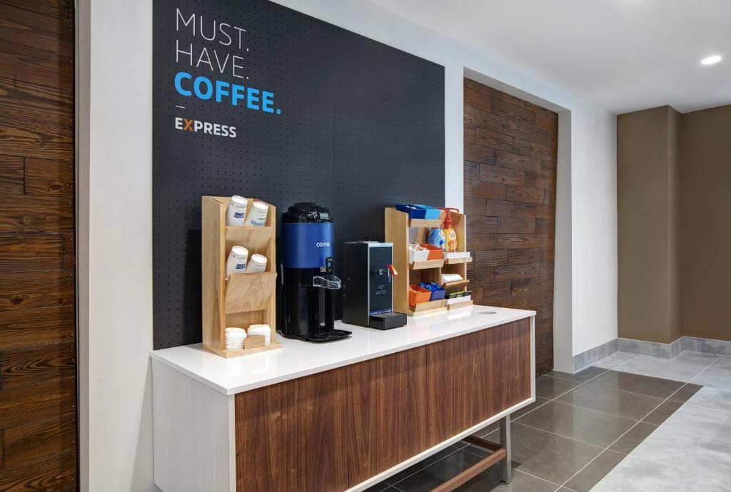 Holiday Inn Express Milwaukee Downtown By IHG