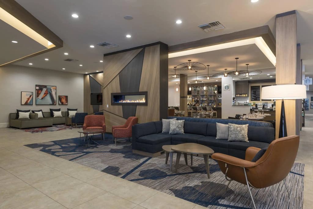 The Center Hotel Grand Rapids Airport