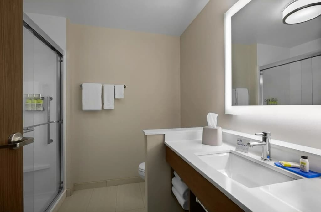 Photo 10