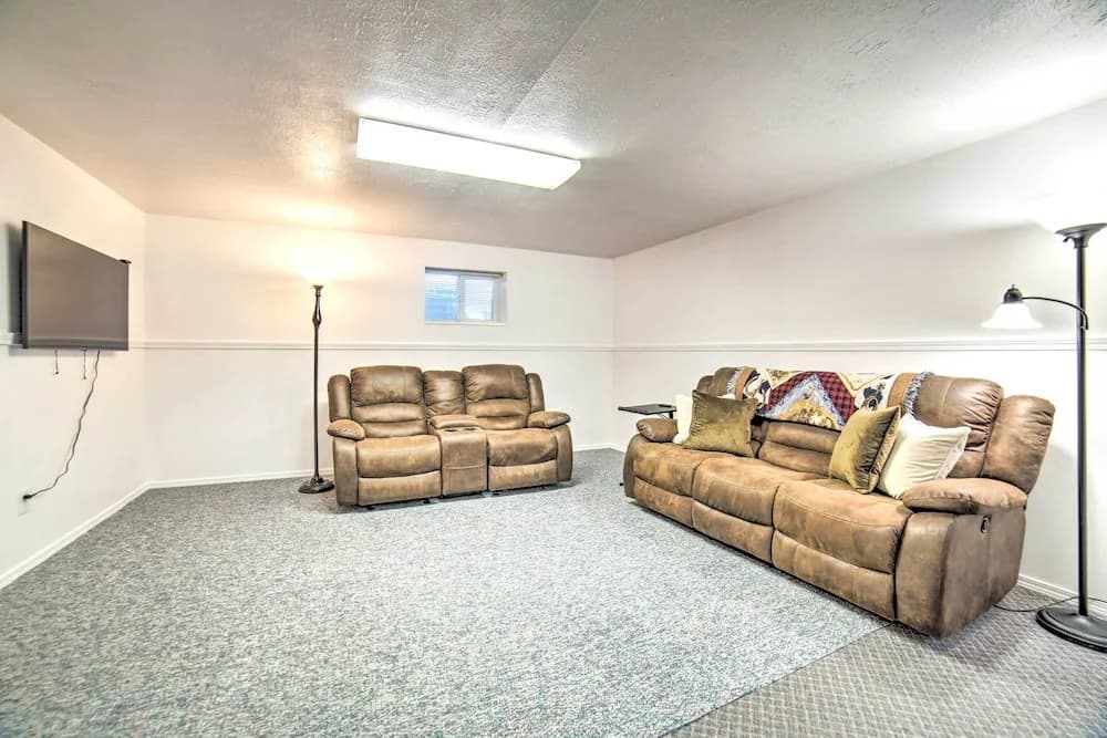 Idaho Falls Townhome ~ 5 Mi to Tauthaus Park!