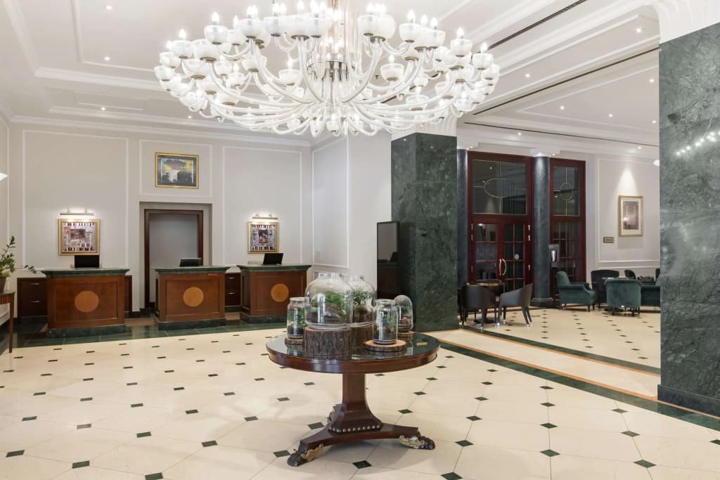 Radisson Blu Carlton Hotel, Bratislava