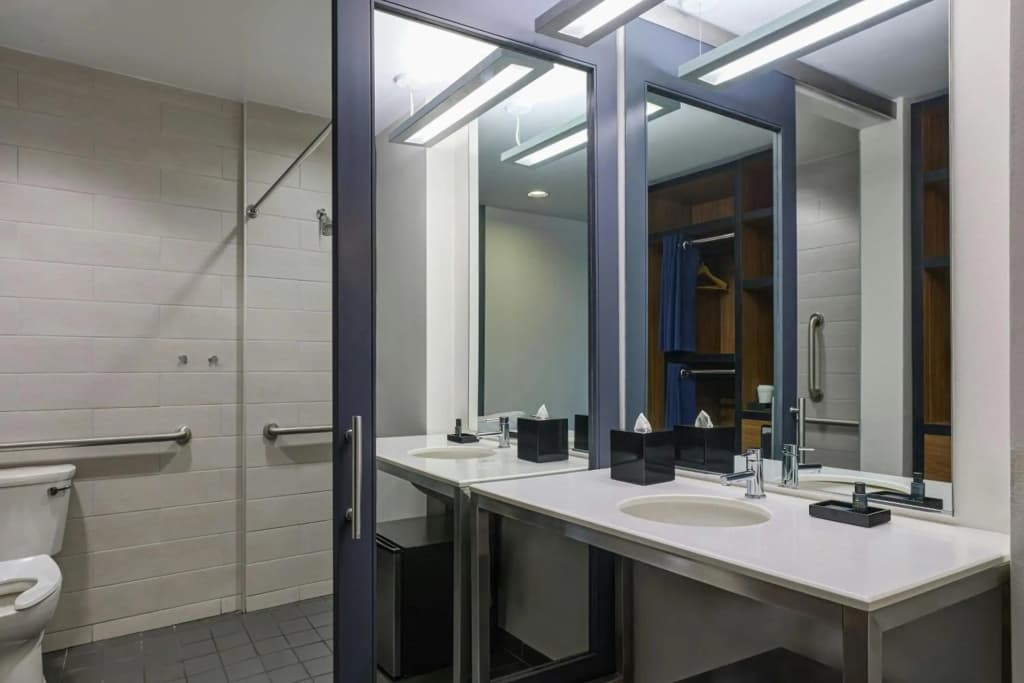 Photo 10