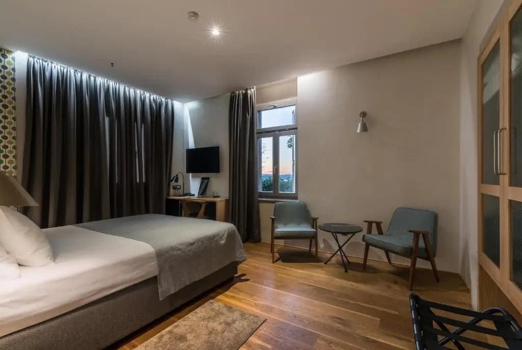 hotel