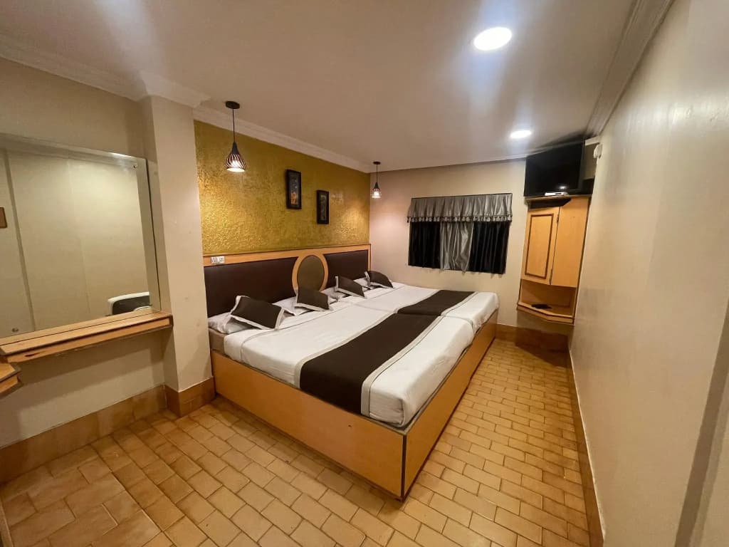 HOTEL MANECK MANOR