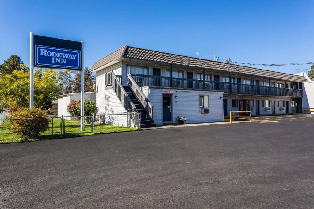 Howard Johnson by Wyndham Spokane North
