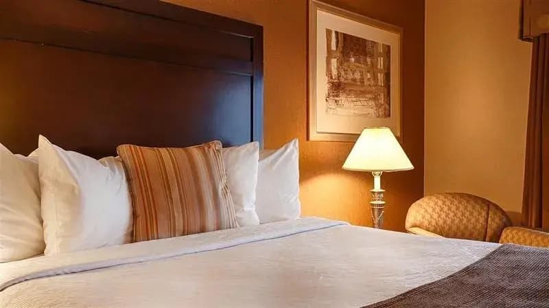 La Quinta Inn & Suites by Wyndham Lackawanna