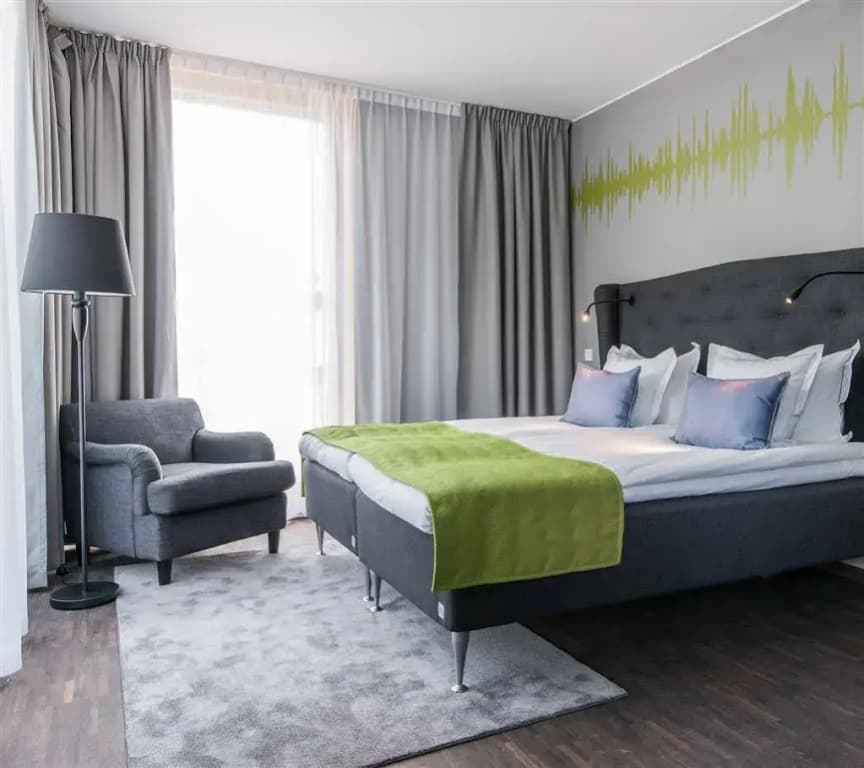 Pop House Hotel; Bw Premier Collection