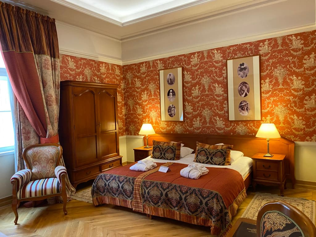 hotel