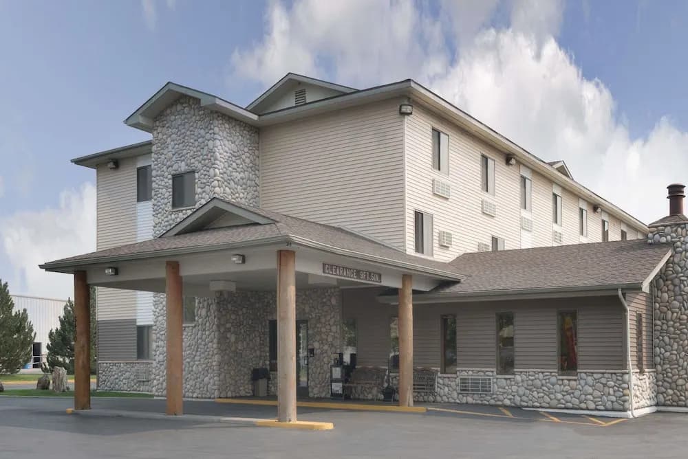 Super 8 by Wyndham Billings