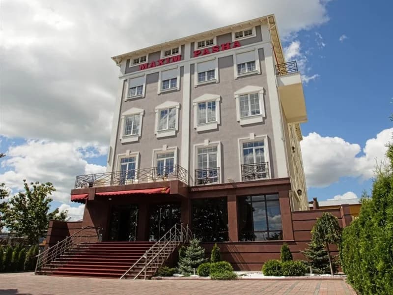 Maxim Pasha Hotel