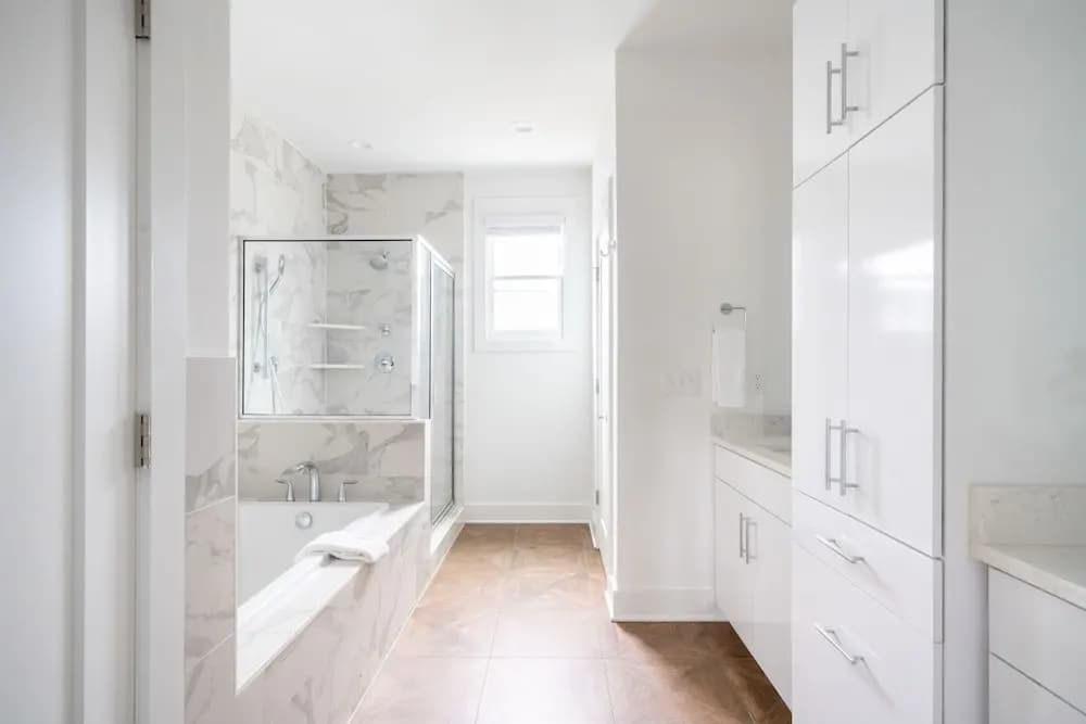 Barbara by Avantstay Decorative 4BR Condo in Heart of Nashville