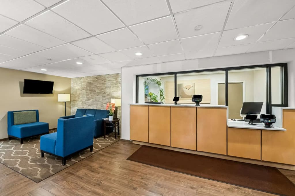 Comfort Inn & Suites Durham near Duke University