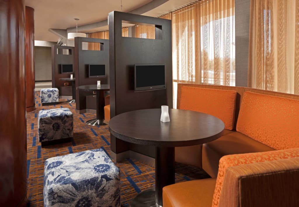 Courtyard By Marriott Farmington