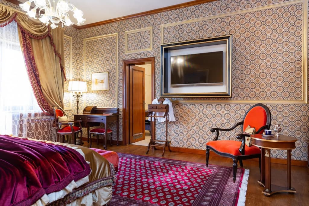 hotel