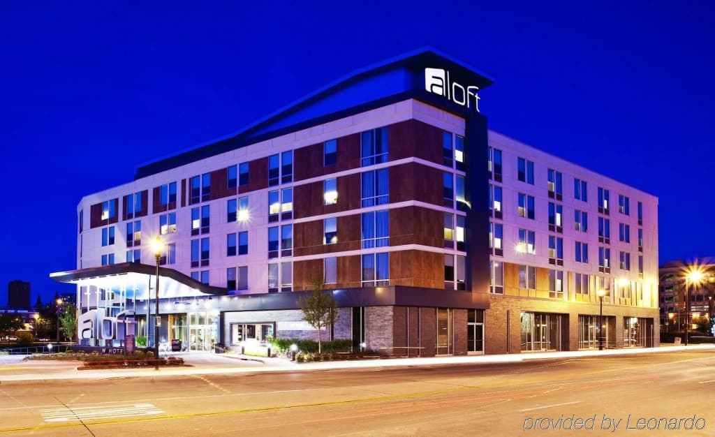 Aloft by Marriott Milwaukee Downtown