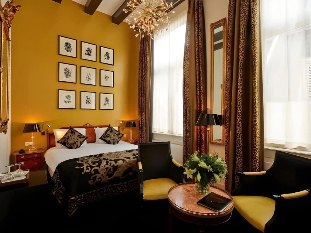 hotel