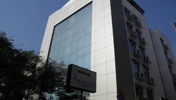 Edition O 30016 Citiotel Shivajinagar