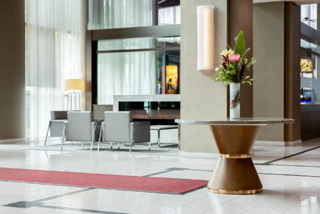 Executive Plaza Hotel Metro Vancouver