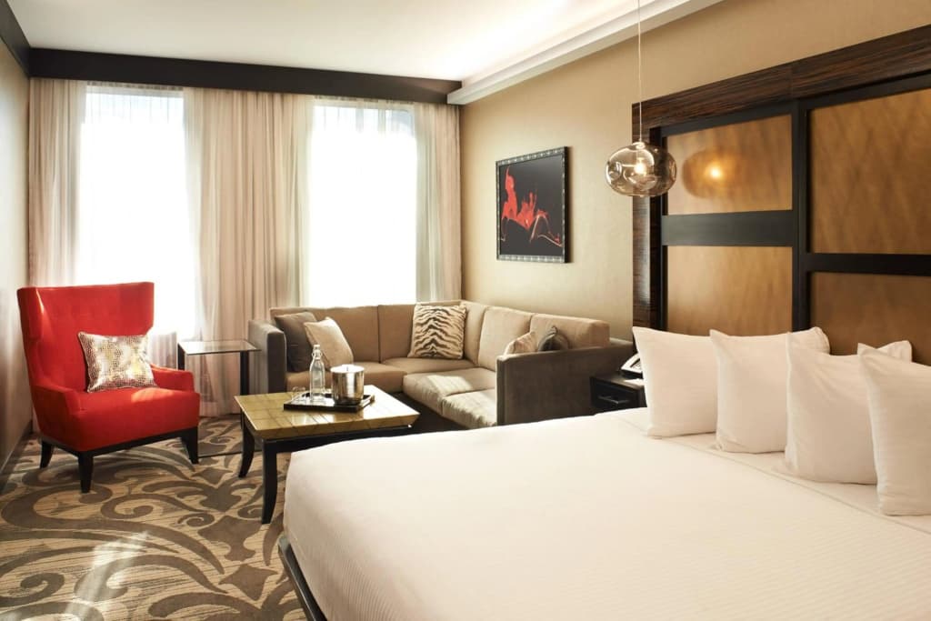 Metropolitan at The 9, Autograph Collection