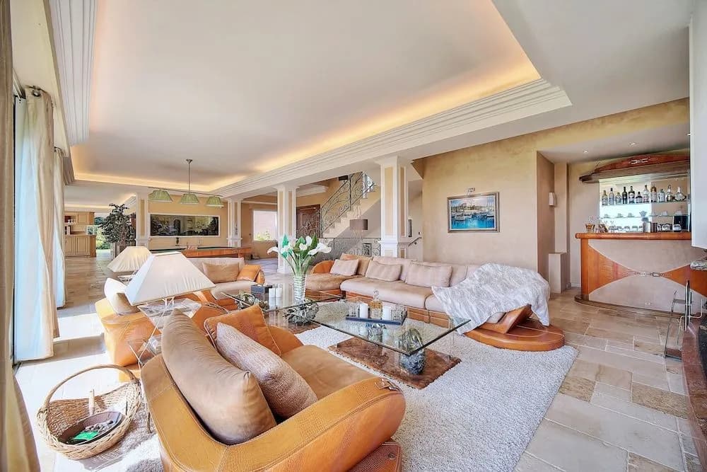 HAVRE DE PAIX" 5 étoiles Prestige jacuzzi, hammam, sauna, PISCINE chauffée Mougins Cannes Grasse