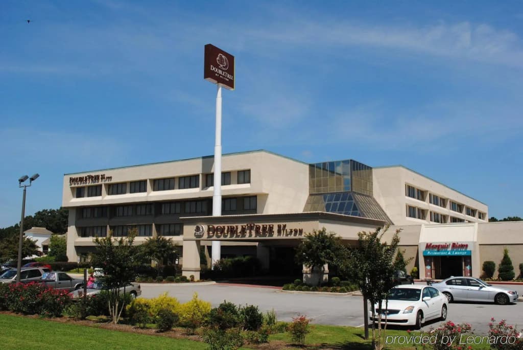 DoubleTree by Hilton Hotel Fayetteville