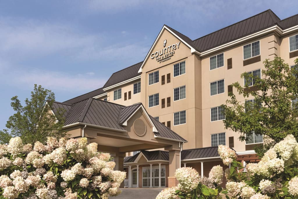 Country Inn and Suites By Carlson, Grand Rapids East, MI