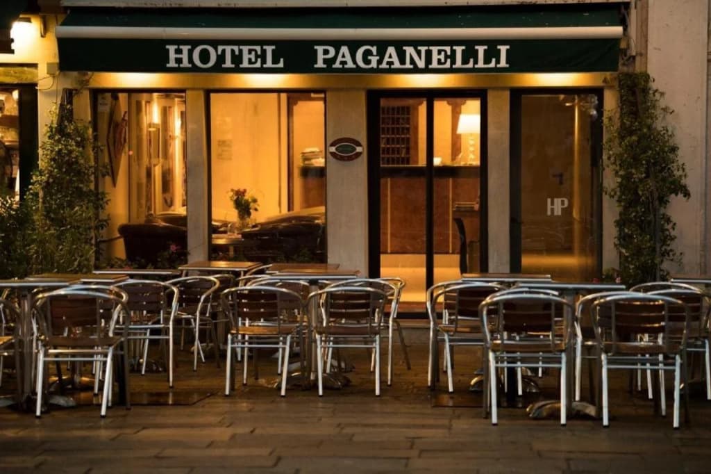 hotel