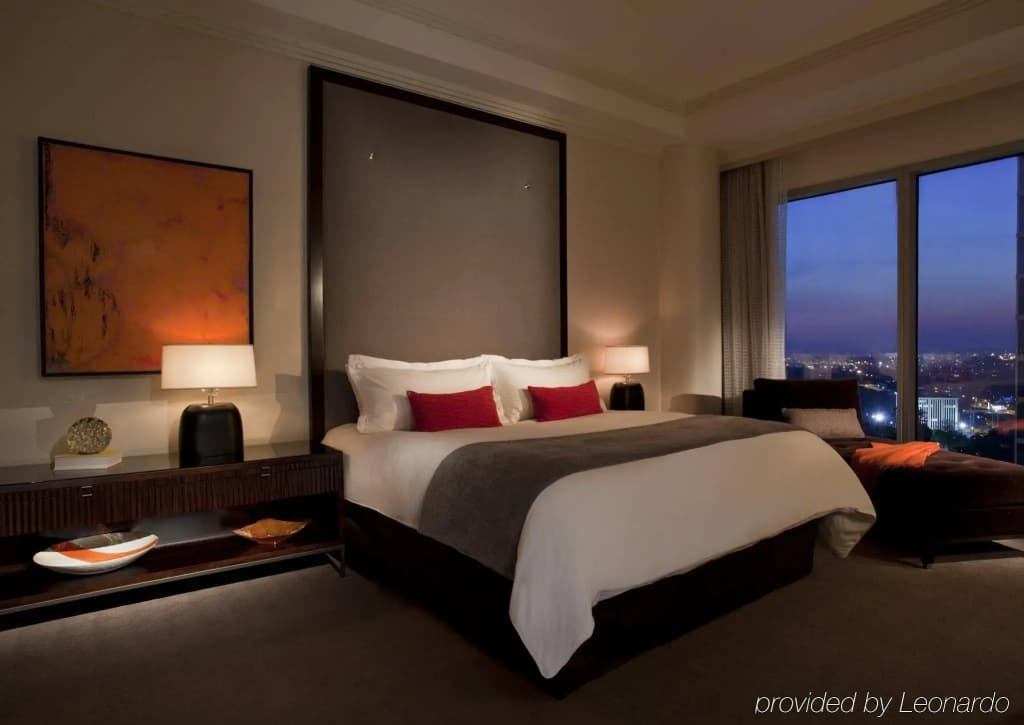 Loews Atlanta Hotel