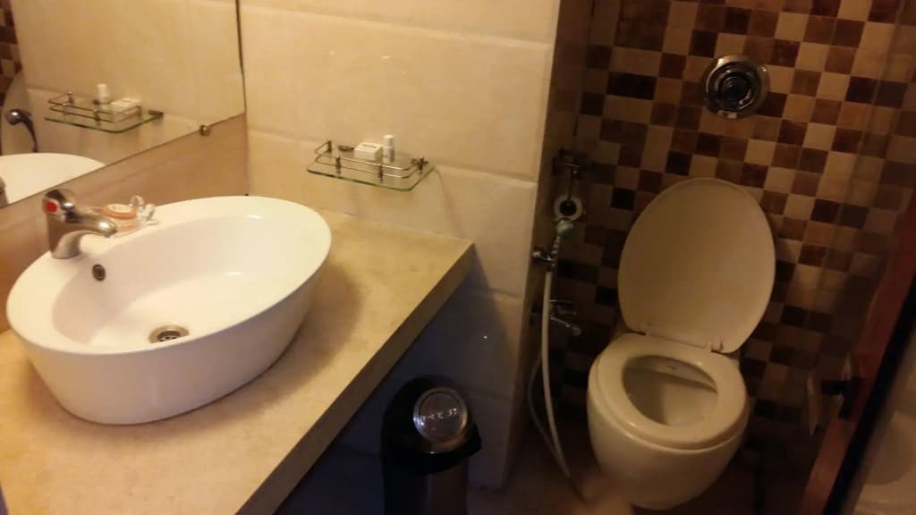 Photo 10