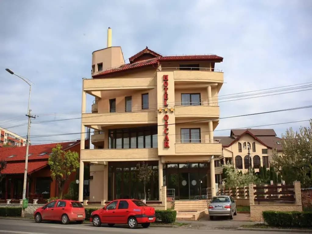 HOW Boutique and Hotel