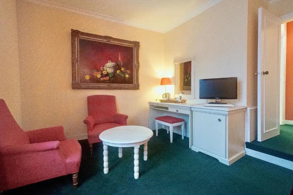 hotel