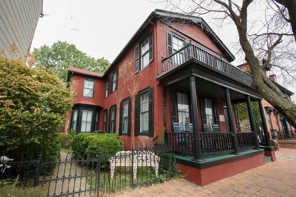 Gibson's Lodgings