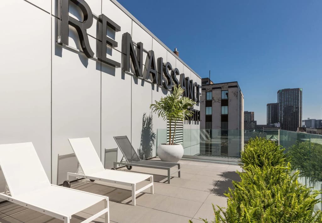 Renaissance Montreal Downtown Hotel
